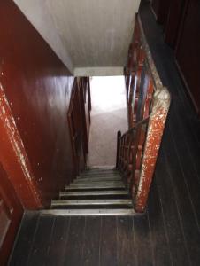 Quartos individuais na saída do metrô estação Glória