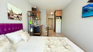 Violet smart apartment
