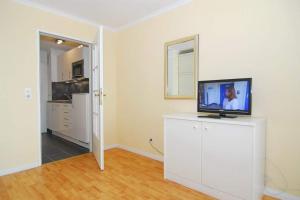 Metropol, Whg 61a, Landseite