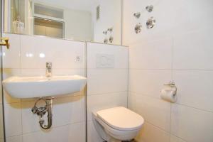 Metropol, Whg 61a, Landseite