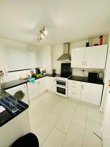 Bright Double Room near Lewisham Station