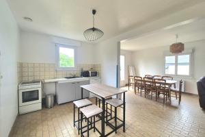 Large family house - near beach