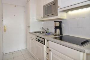 Metropol, Whg 248, Landseite