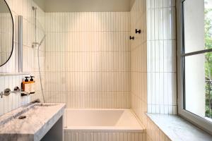 Hotels La Jasso Hotel, Maison de Famille : photos des chambres
