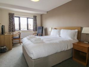 The Firelight Flat at Marine Court