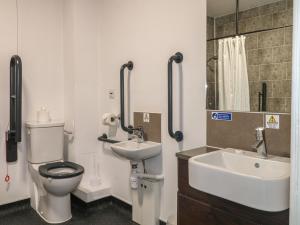 The Anchors Nest at Marine Court