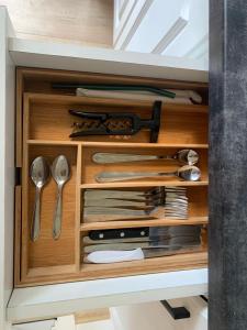 Cozy Studio - 5 min to Lake & City