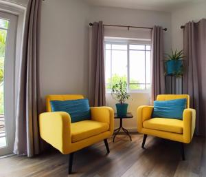Birdies Suite & Rooftop Lounge