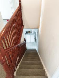 Modern, Bright Large Room - Near Bow Road Station