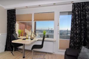 Metropol, Whg 169, Landseite