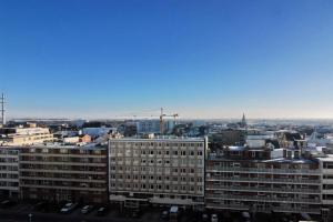 Metropol, Whg 169, Landseite