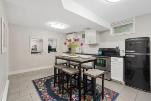 Charming Bungalow Next to CSU - Free Cruiser Bikes