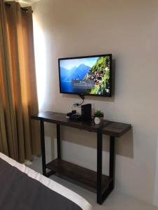 Persimmons Mabolo, Cebu City