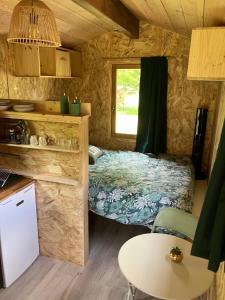 INTO THE WILD - Nos 5 logements "Atypiques"