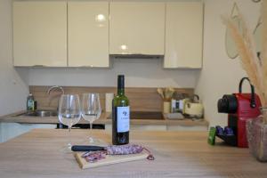 Appartements Xena - Studio with terrace Aspretto - by TGB : photos des chambres