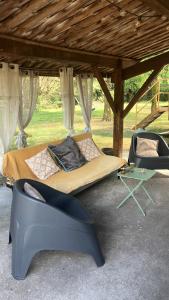 INTO THE WILD - Nos 5 logements "Atypiques"
