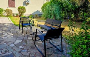 Three-Bedroom Apartment In Bibinje