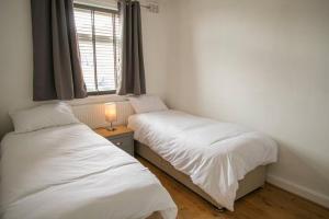 Spacious 3 Bedroom Home on South Shields Coast