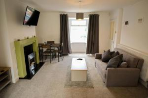 Spacious 3 Bedroom Home on South Shields Coast