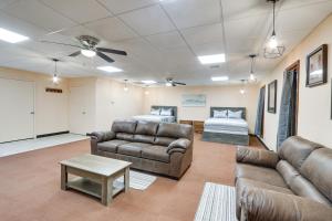 Cozy Studio in Fredonia with Shared Outdoor Space!