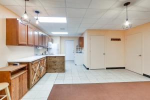 Cozy Studio in Fredonia with Shared Outdoor Space!