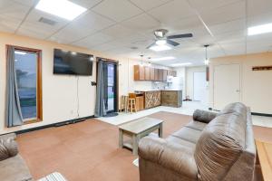 Cozy Studio in Fredonia with Shared Outdoor Space!