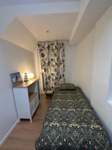 Sejours chez l'habitant Logement avec terrasse et entree independantes a 25 min de Paris : photos des chambres
