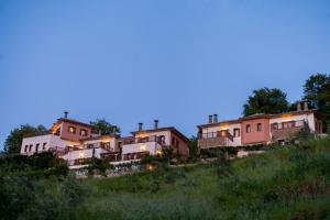 Lions Nine Pelion Greece