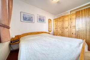 3AM18 ,,Aquamarina" 18 Steinwarder 11