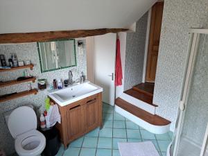 Chambre dans maison paisible