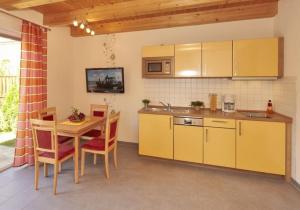 Ferienhaus Schultz mit 2 Ferienwohnungen