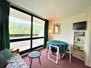 Studio cosy au pied des pistes avec balcon ensoleillé - Les Menuires - FR-1-452-383