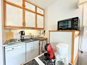 Studio cosy au pied des pistes avec balcon ensoleillé - Les Menuires - FR-1-452-383