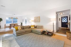 Respite Ranch: Private Pool, Hot Tub, Beach Access