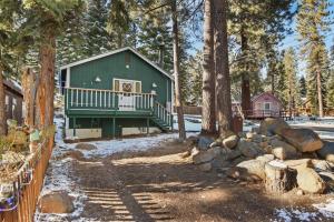 Pino Point Steps to Tahoe Beaches