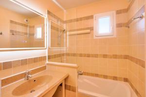 Appartements Les Coteaux de Pont Royal en Provence - maeva Home - Appartement 5 pieces 7 personnes - Prestige MAE-2094 : photos des chambres