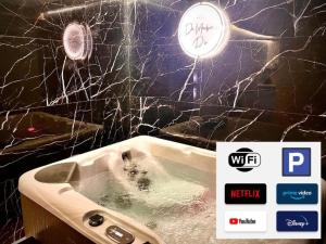 Maisons d'hotes De Marbre et D or entre le futuroscope et le parc du Puy duFou : photos des chambres