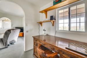 Abigails Ranch - Dog-Friendly Dolan Springs Gem