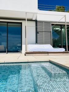 Villas Contemporary Villa with Sea View, Infinity Swimming pool, Gym , Cinema room,Lift : photos des chambres