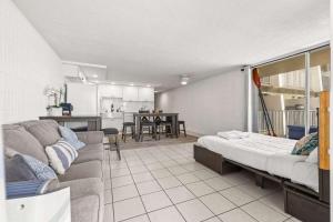 Amazing Beachfront Condo with AC