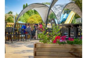 Complexes hoteliers Camping Monterblanc : photos des chambres