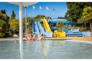 Complexes hoteliers Camping Monterblanc : photos des chambres