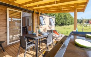 Complexes hoteliers Camping Monterblanc : Mobile Home