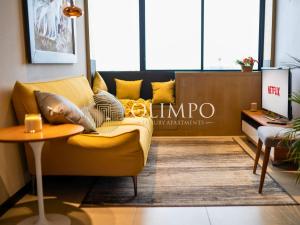 Suite moderna con vista a la ciudad y al río en Puerto Santa Ana