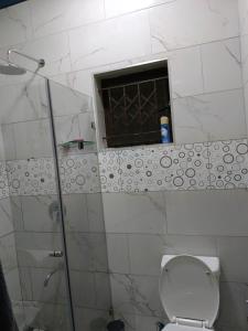 Crompton Apartment 786