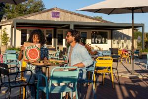 Complexes hoteliers Camping Saint-Palais-Sur-Mer : photos des chambres