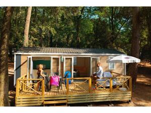 Complexes hoteliers Camping Saint-Palais-Sur-Mer : photos des chambres