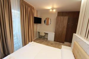 Harmony House - Adults Only