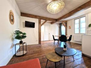 Appartements Charmant T2 avec Loggia vue montagne : photos des chambres