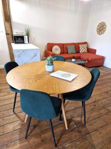 Appartements Charmant T2 avec Loggia vue montagne : photos des chambres